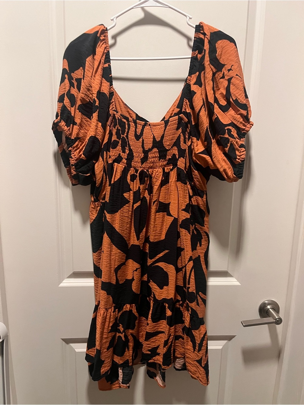 Nine West Orange & Black Puff Sleeve Smocked Dress Size 2X - Picture 2 of 4